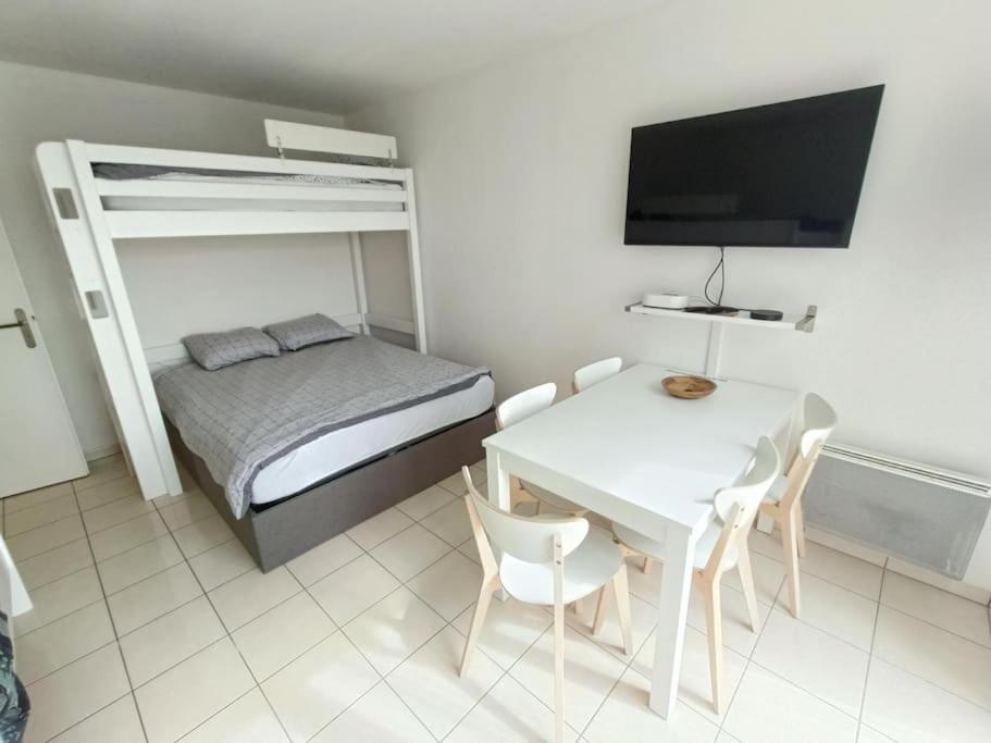 מונטבראן Disney Horizon Parc Studio 5 Personnes Pk Prive Gratuit Balcon Lit Bebe מראה חיצוני תמונה